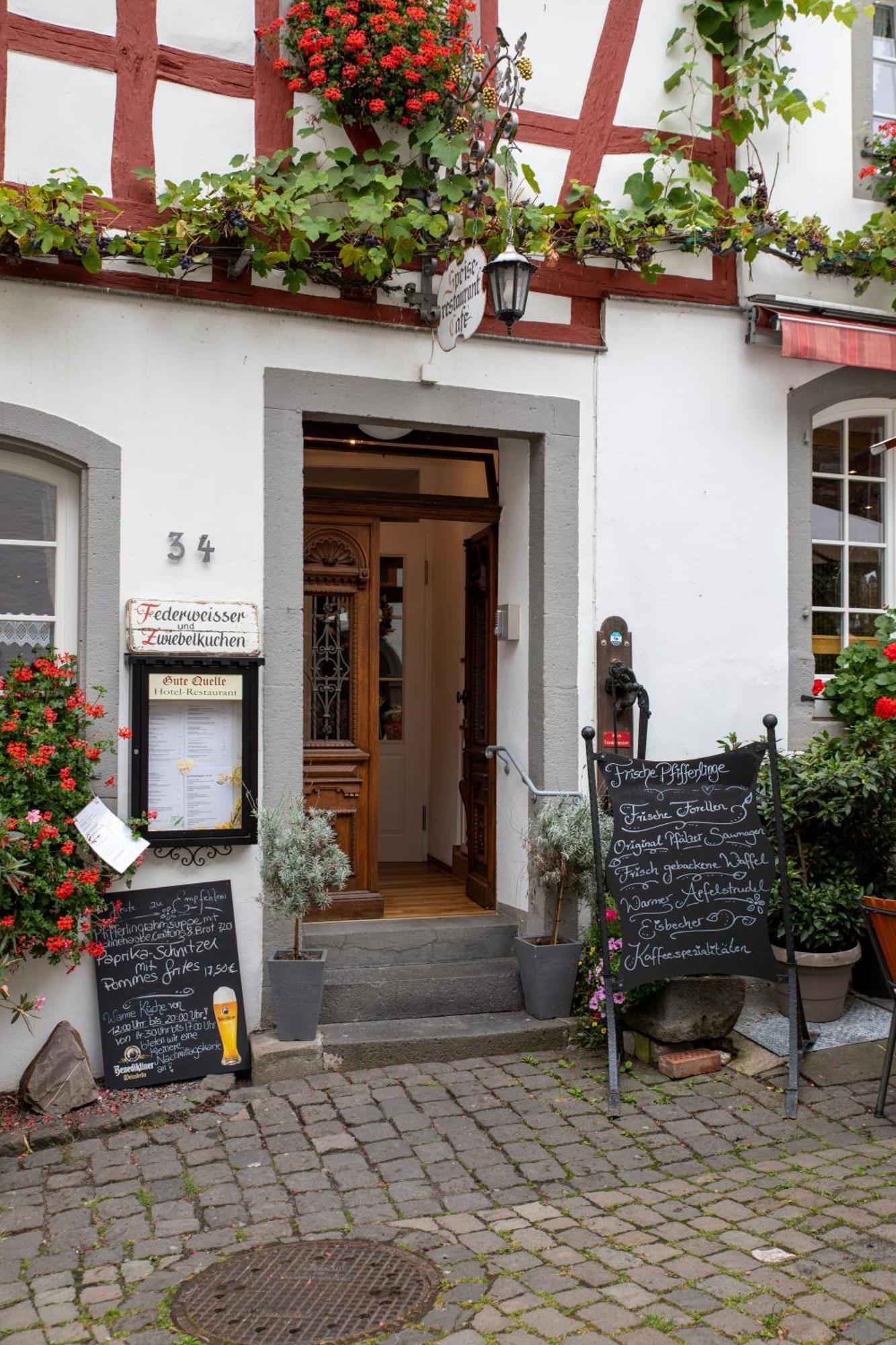 Hotel Gute Quelle 拜尔施泰因 外观 照片
